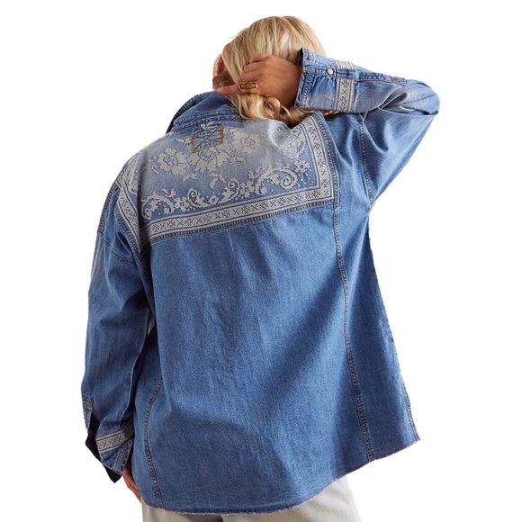 We the Free Lace Embroidered Denim Shirt Size XS NWT - Picture 3 of 6